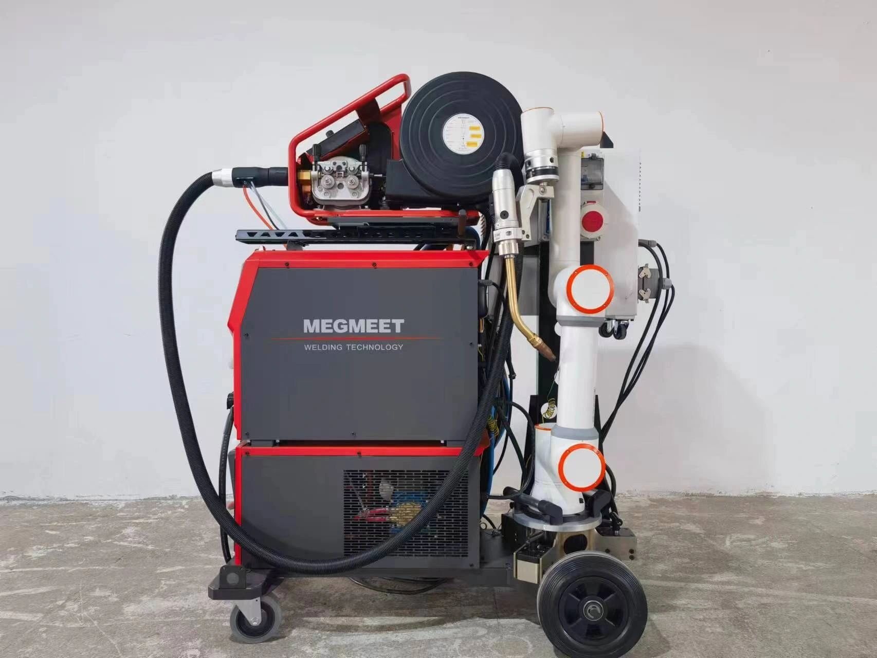 Megmeet cobotic welding machines.jpg